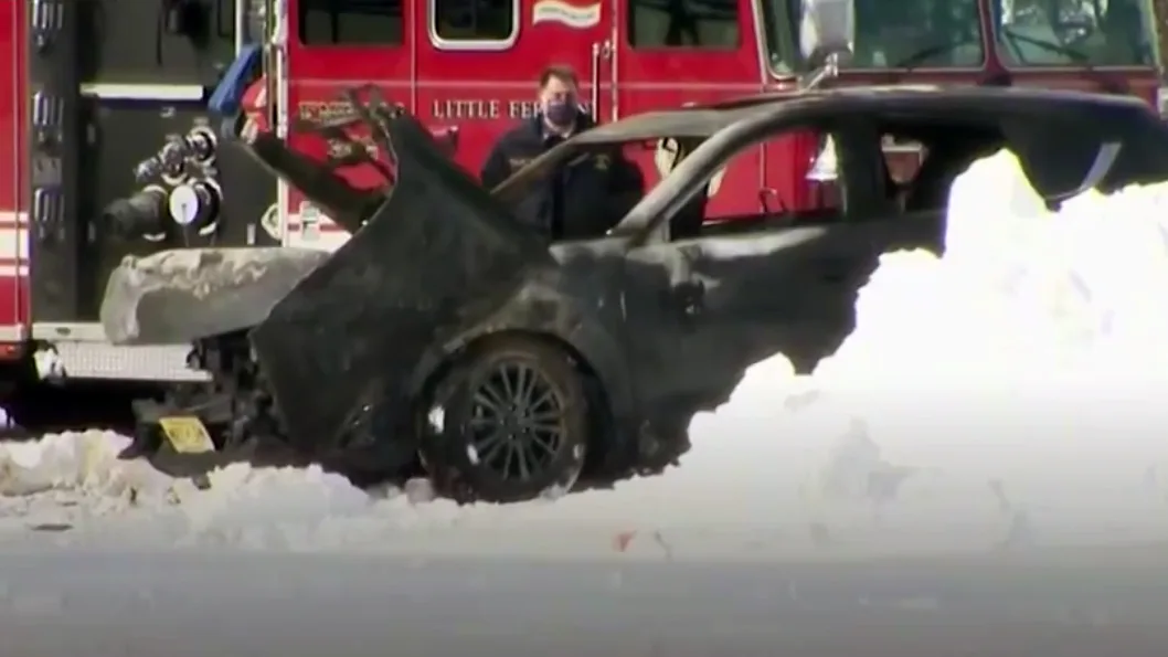 Un homme meurt en voulant sortir sa voiture d'un banc de neige