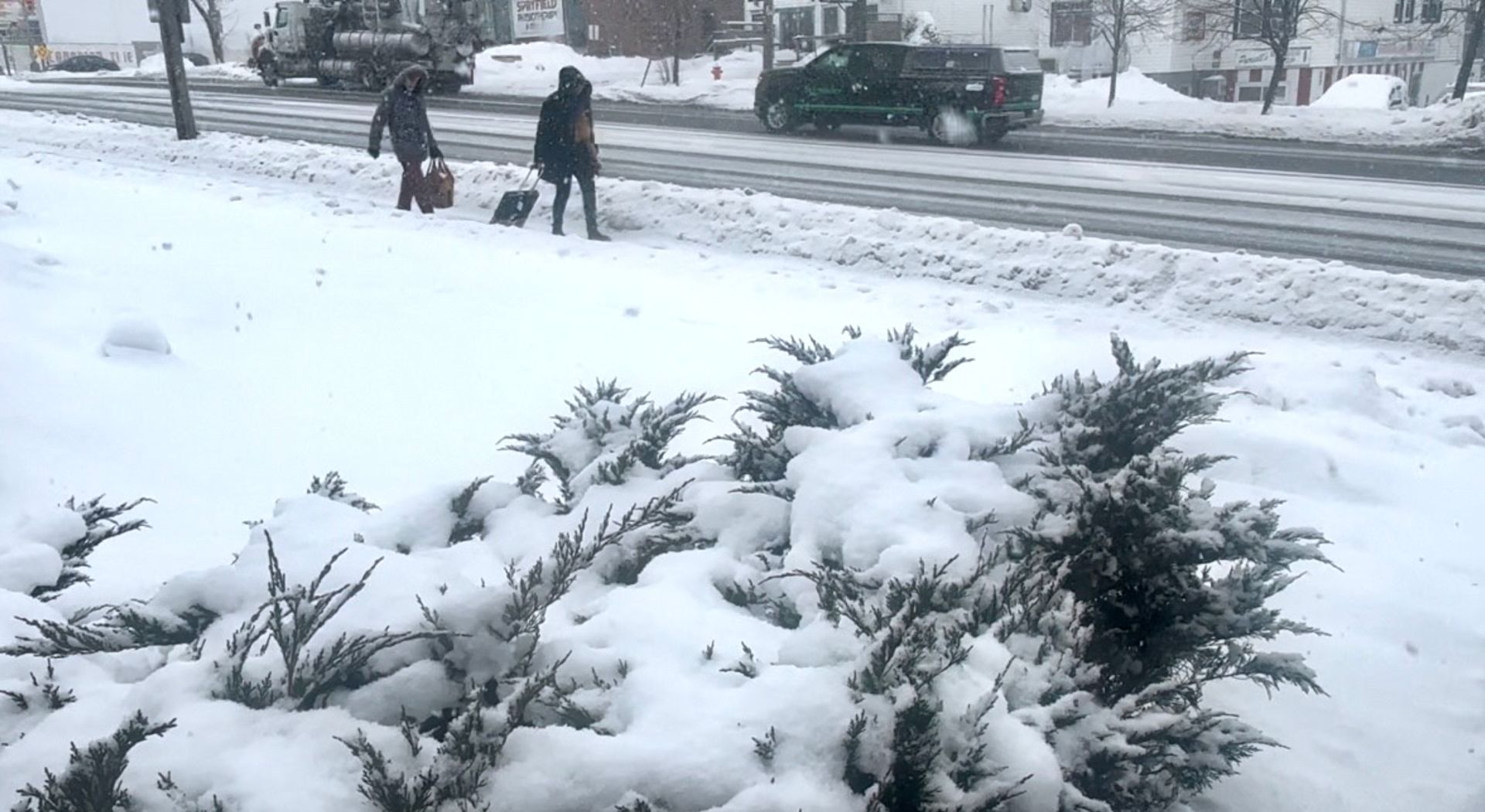 Early school closures as messy storm hits Atlantic Canada with ice ...
