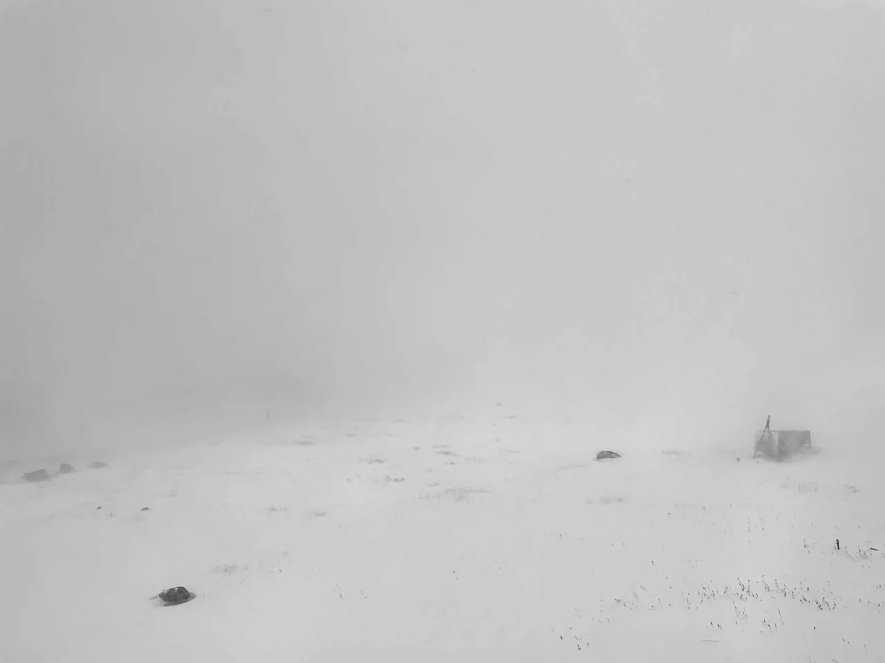 Winter is coming Intense 12hour blizzard seen in Canada's North The