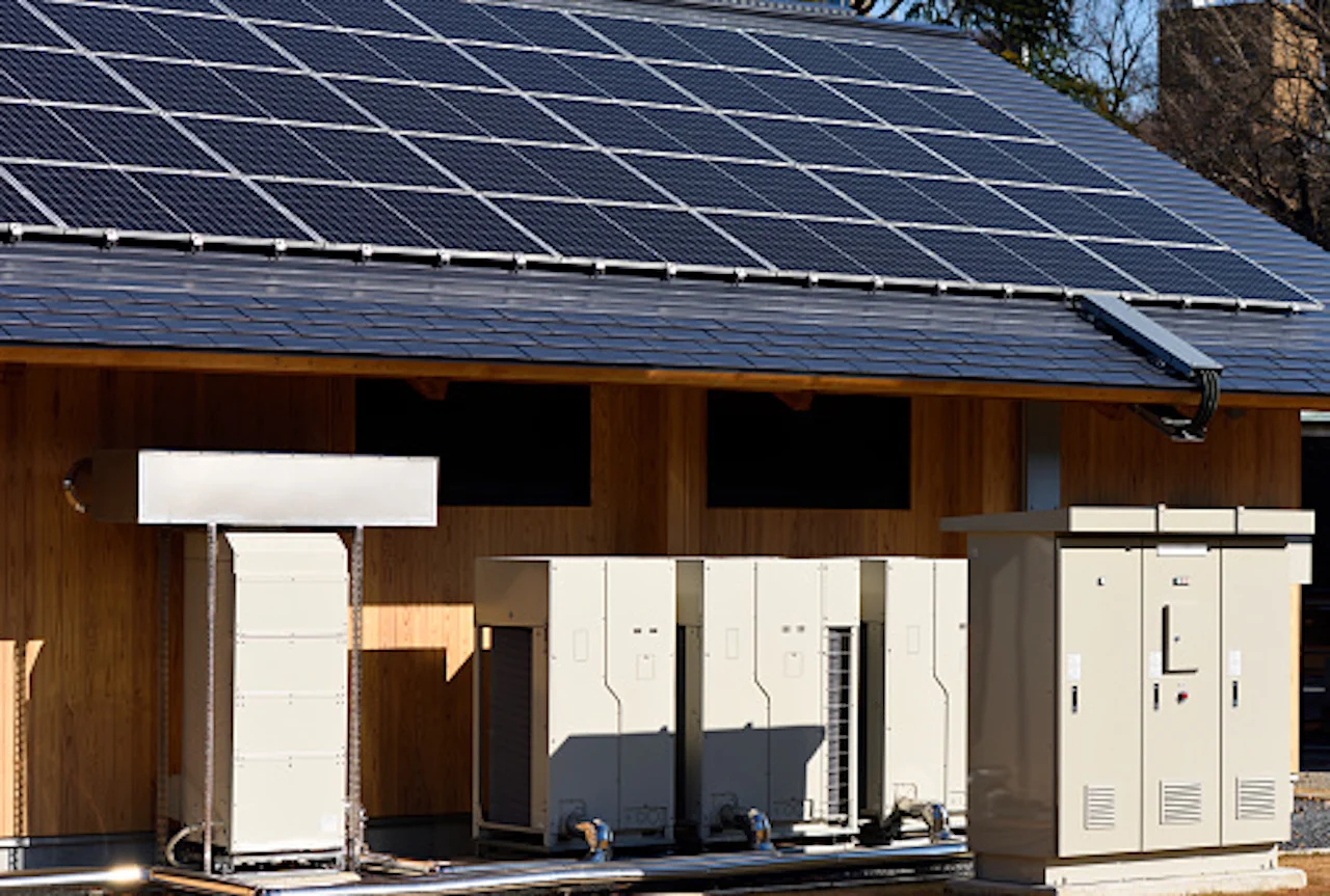 Lithium-ion storage facility/Getty Images/Kyoshino:1455869696-170667a