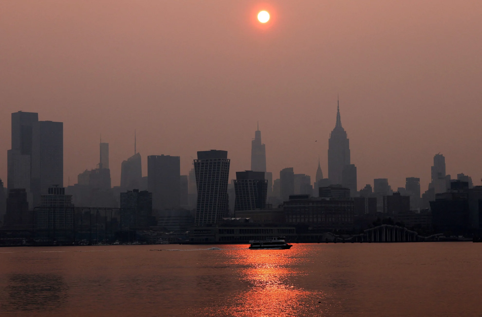 Reuters- New York haze - smoke - June7