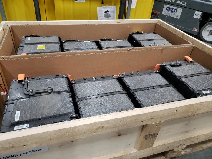 Montréal a son usine de recyclage de batteries de voitures électriques