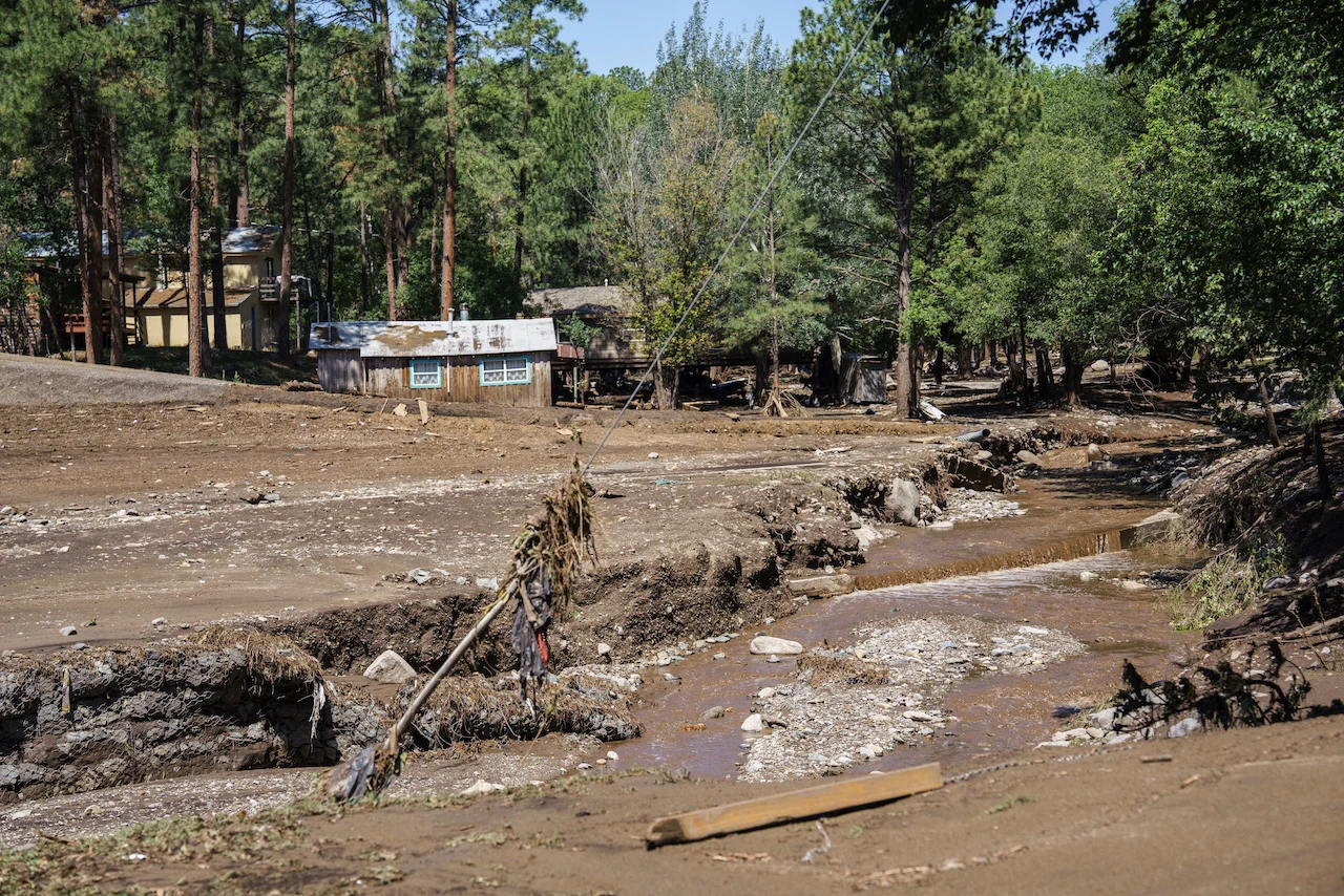 NEW-MEXICO-FLOODING/. REUTERS/Paul Ratje