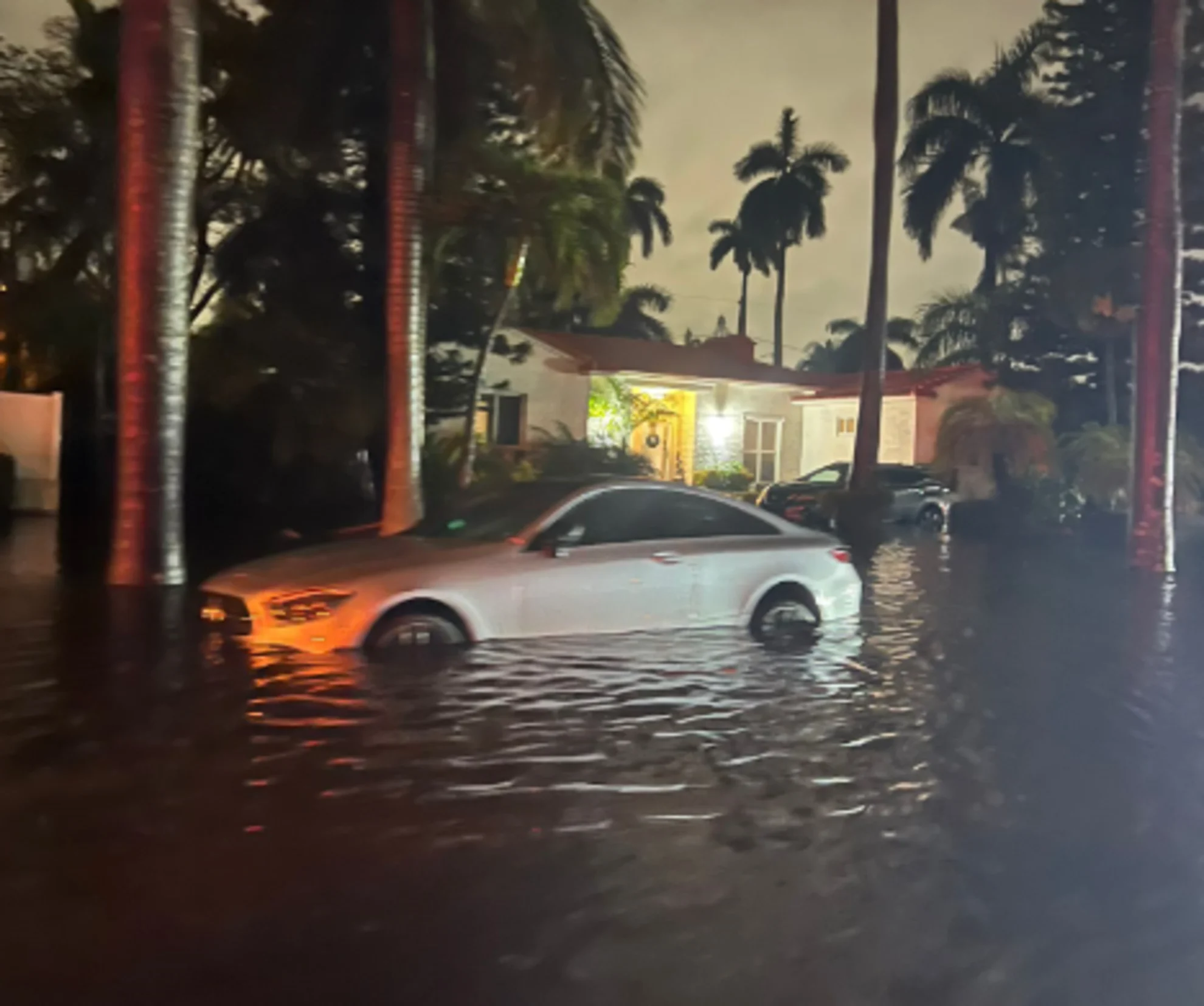 Major flooding hits South Florida, inundates Fort Lauderdale