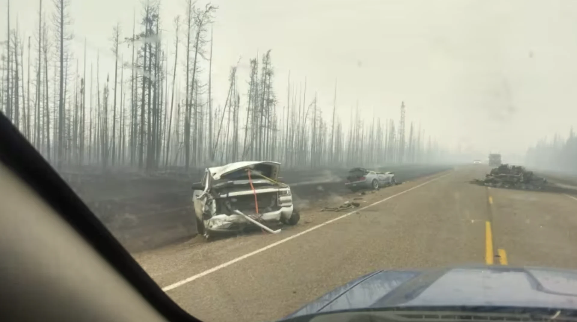 Hay River family flees wildfires in N.W.T. as vehicle melts around them