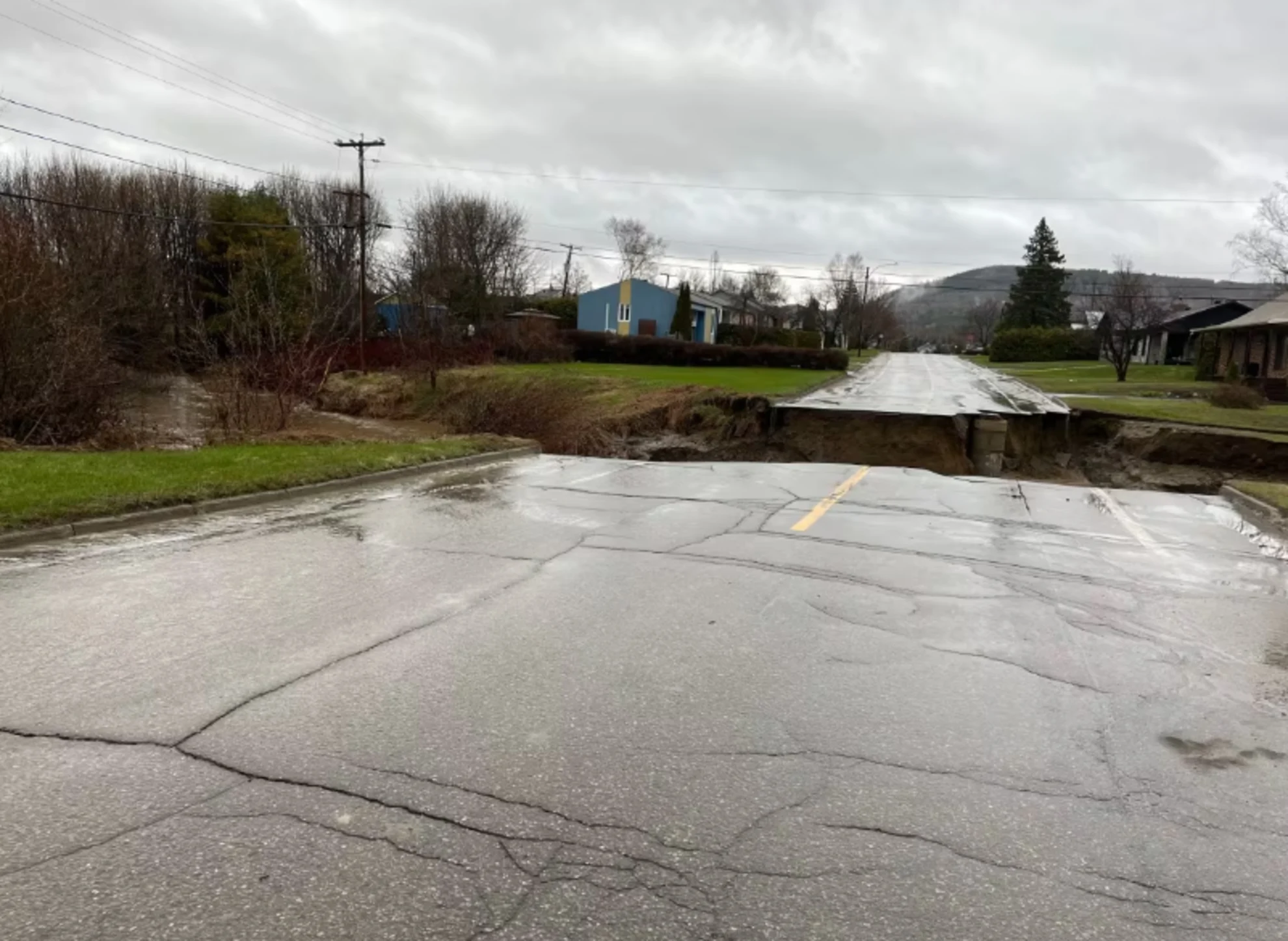 CBC- Quebec flood - May2