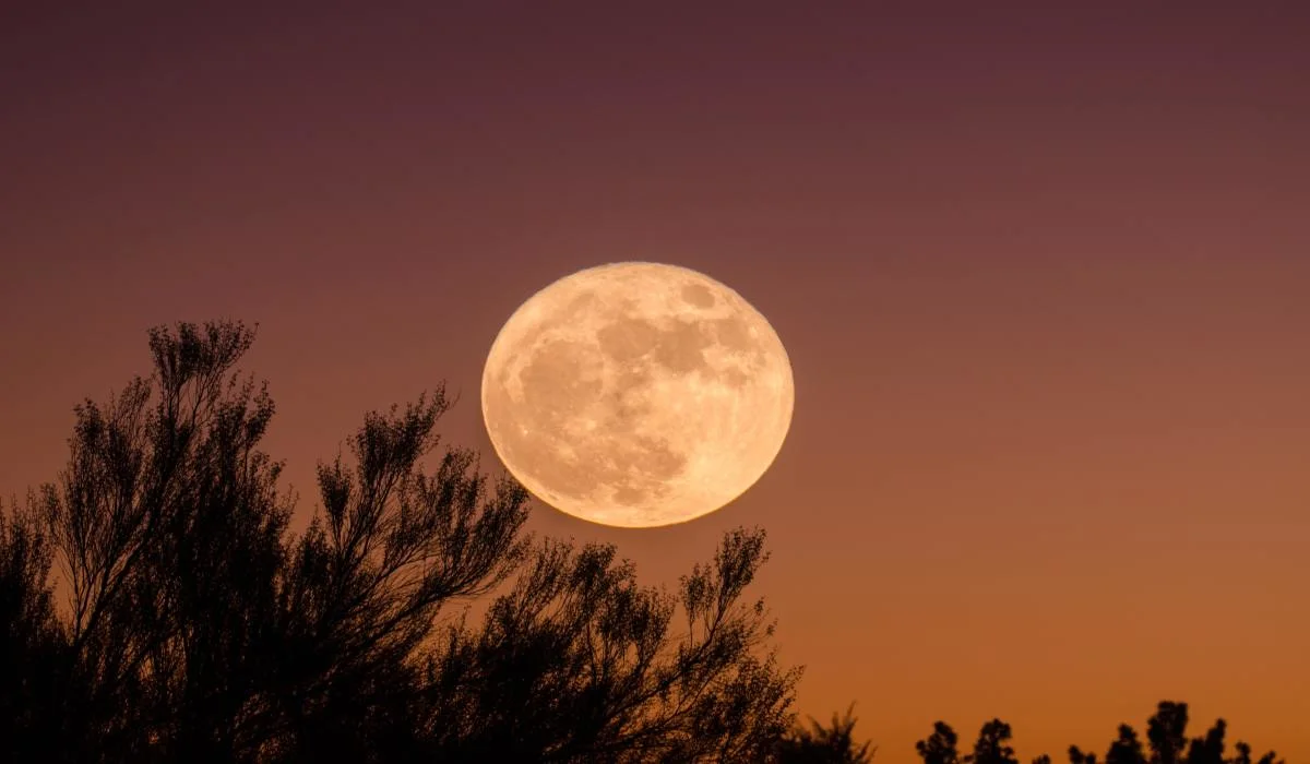 Mercredi soir : la pleine lune sortira de l'ordinaire