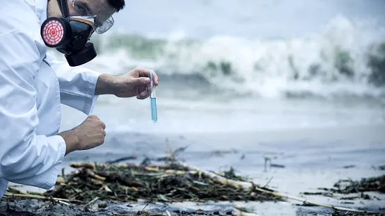 Flesh-eating bacteria exists, but that doesn't mean you'll get sick