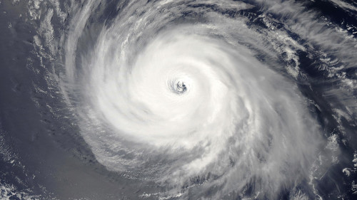Hurricane Roslyn heads toward Puerto Vallarta