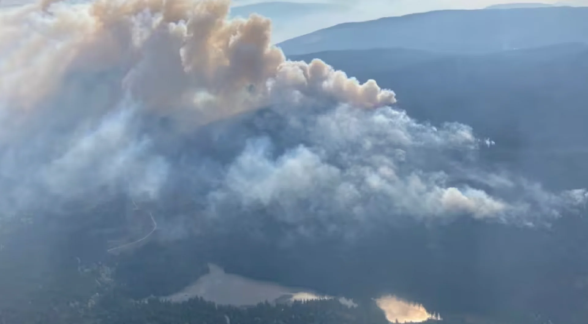 Evacuation orders issued, expanded as B.C.'s wildfire threat refuses to subside