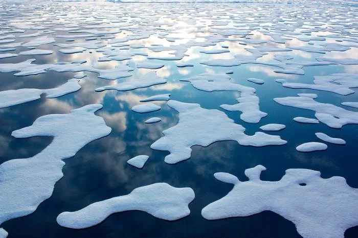 En fondant, l’Arctique active les tropiques