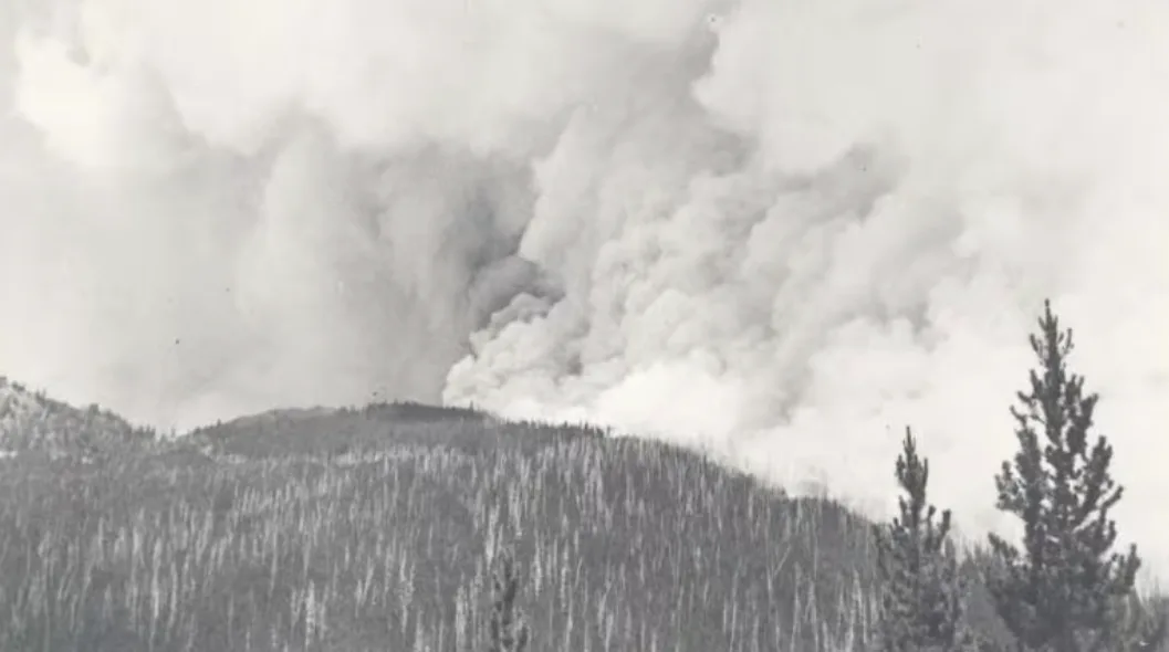 CBC: Forest fire near Medicine Lake in Jasper National Park in 1936. (Jasper Yellowhead Museum and Archives)