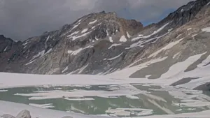 A glacial lake near Pemberton bursts, sending floodwater to a small community. Latest, here