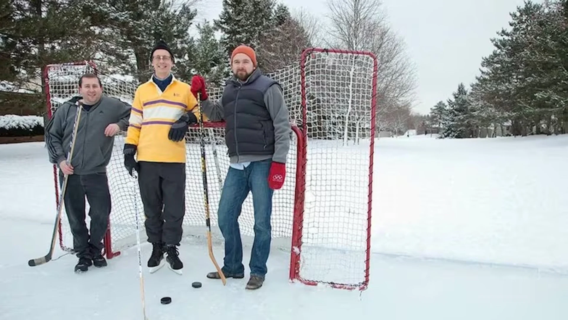 Can backyard hockey rinks survive climate change in Canada?