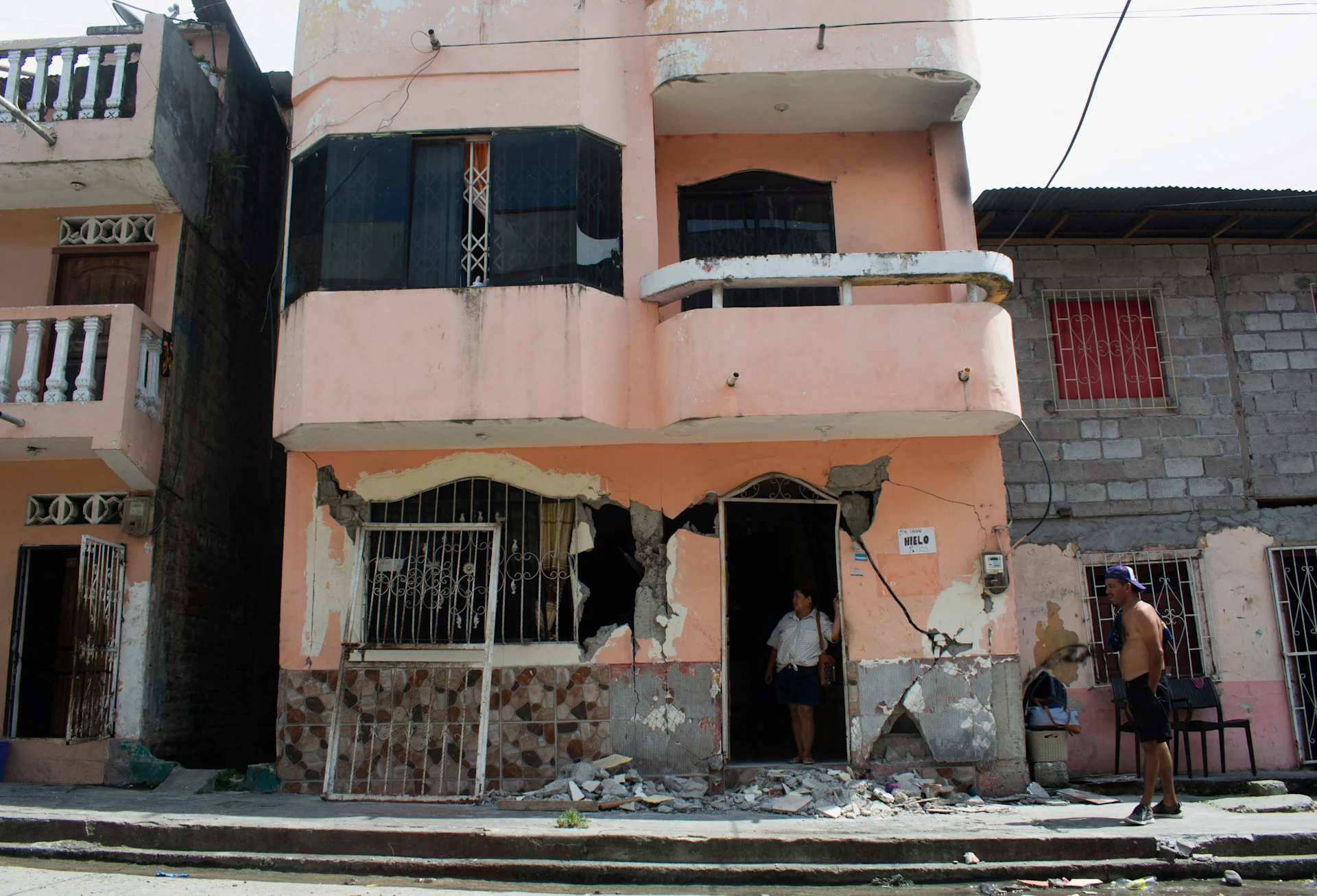 (Reuters) Ecuador earthquake damage April 25 2025