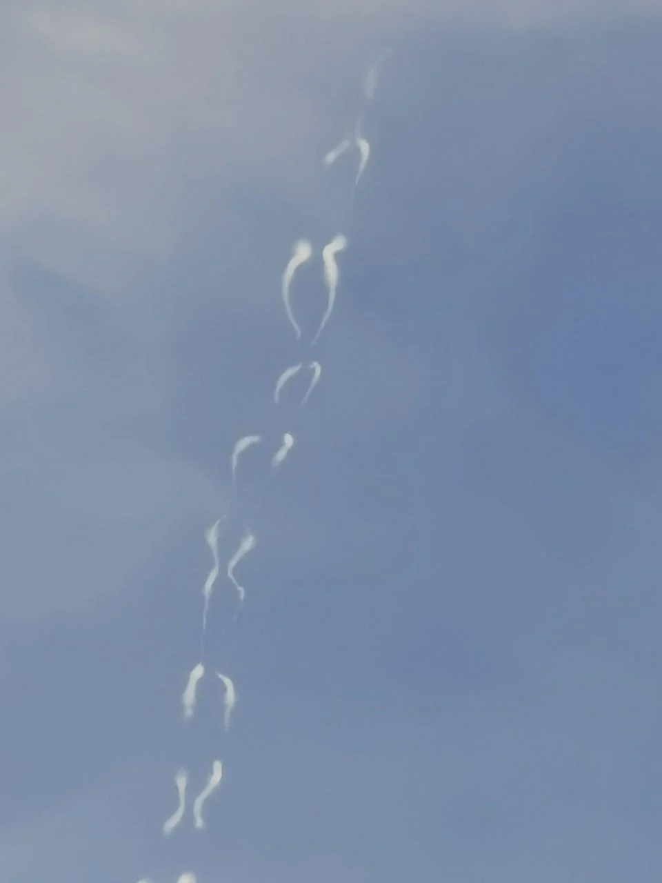 Rare 'chromosome' cloud captivates Canadians. What is that?