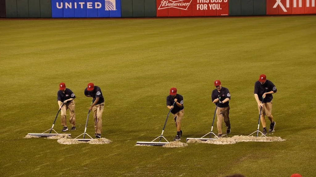 October 27, 2008 - World Series Delayed Twice by Weather