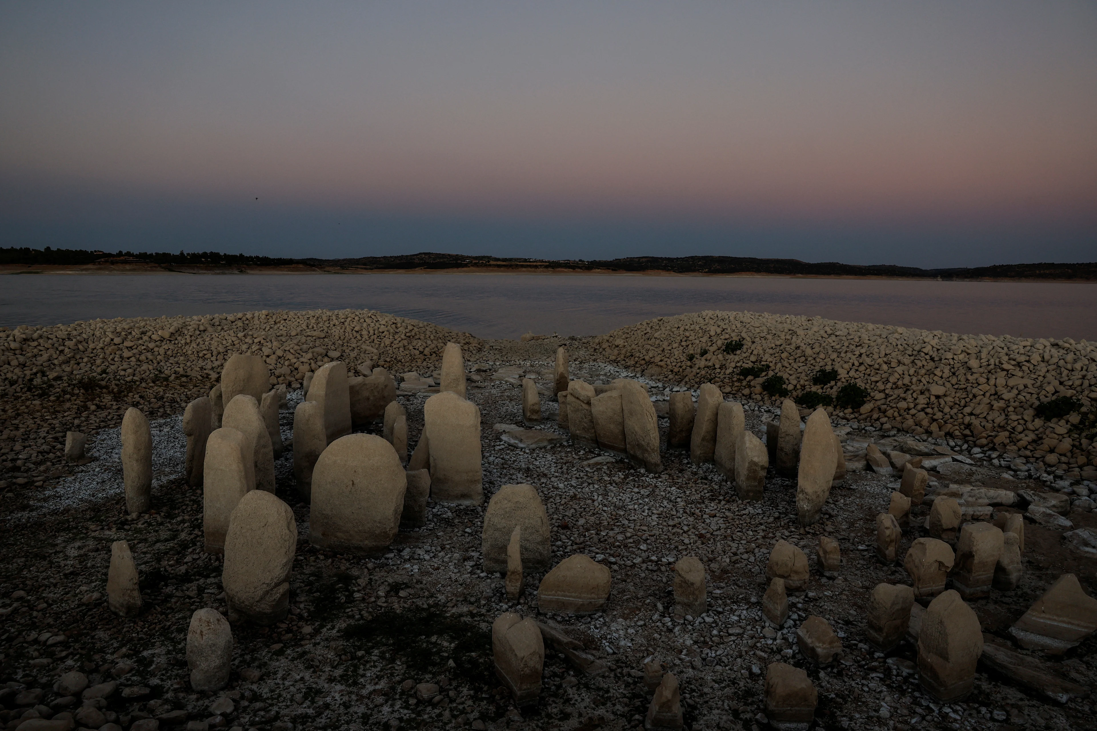 2022-08-18T113735Z 1 LYNXMPEI7H0GX RTROPTP 4 EUROPE-WEATHER-SPAIN-DOLMEN