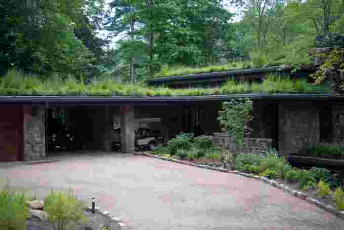 Photo Submitted: Lake Toxaway, NC by Platt Management Group www.greenroofs.org 