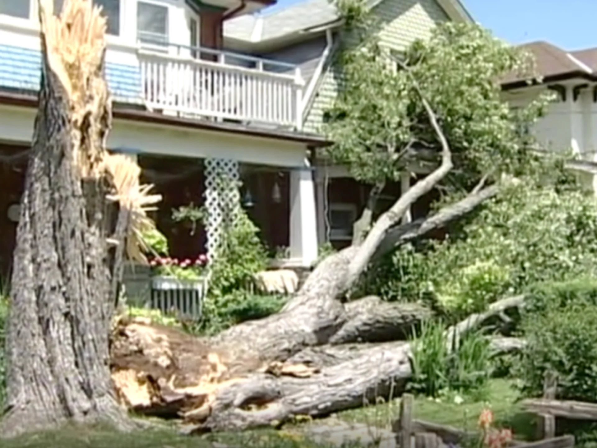 One of Ontario's longest storms spanned 400 km — spawned hail and tornadoes