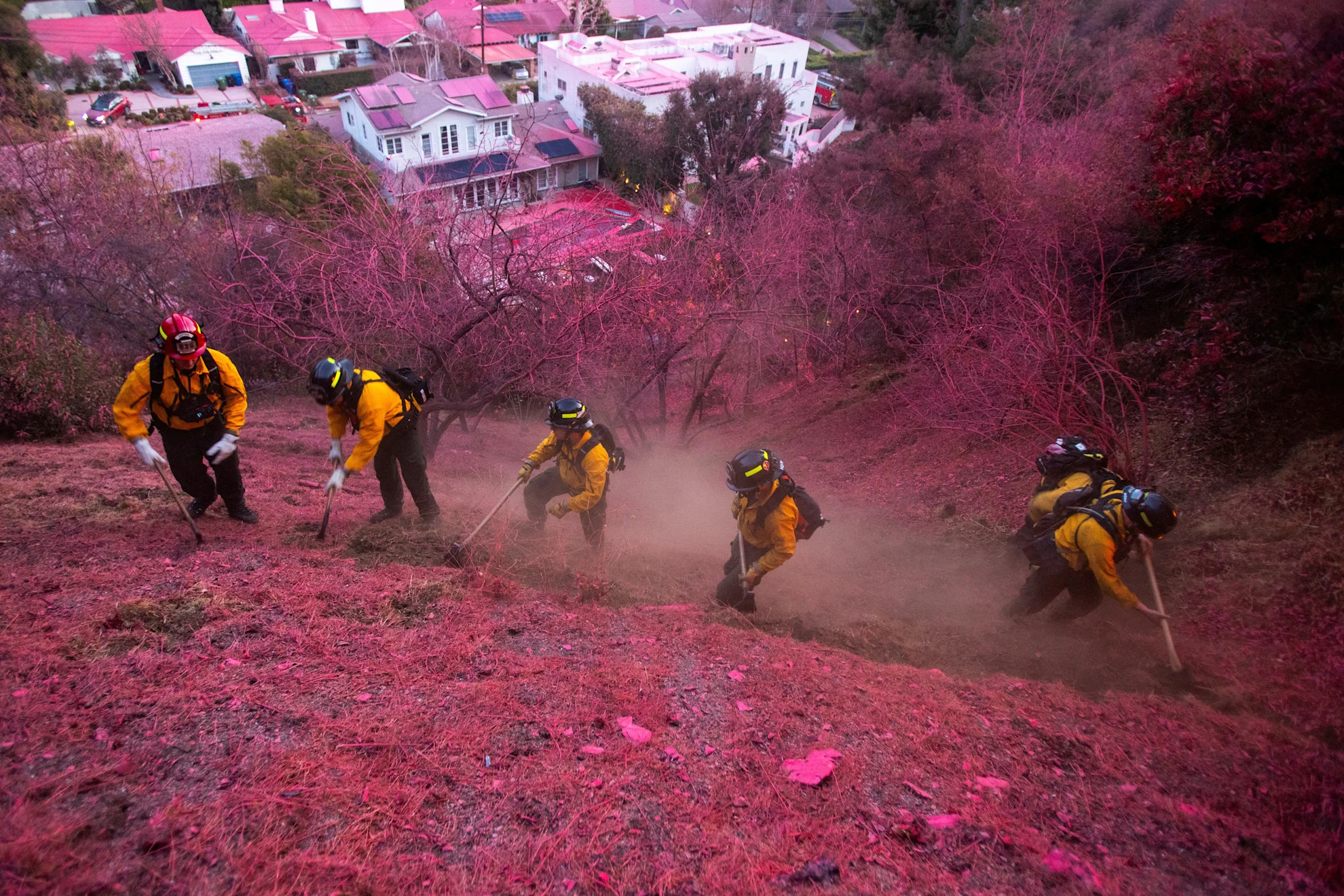 REUTERS - CALIFORNIA WILDFIRE FIREFIGHTERS - JAN13