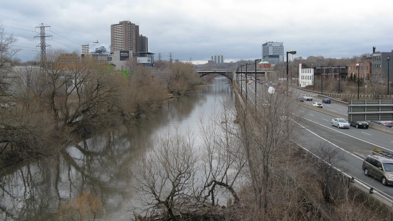 Toronto, Don river looking north from Queen Street bridge