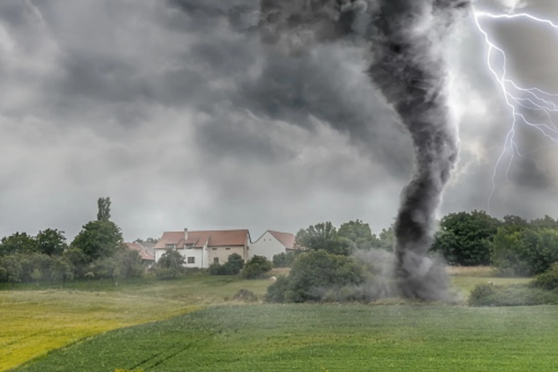 Why people ignore severe weather warnings (or do they?)