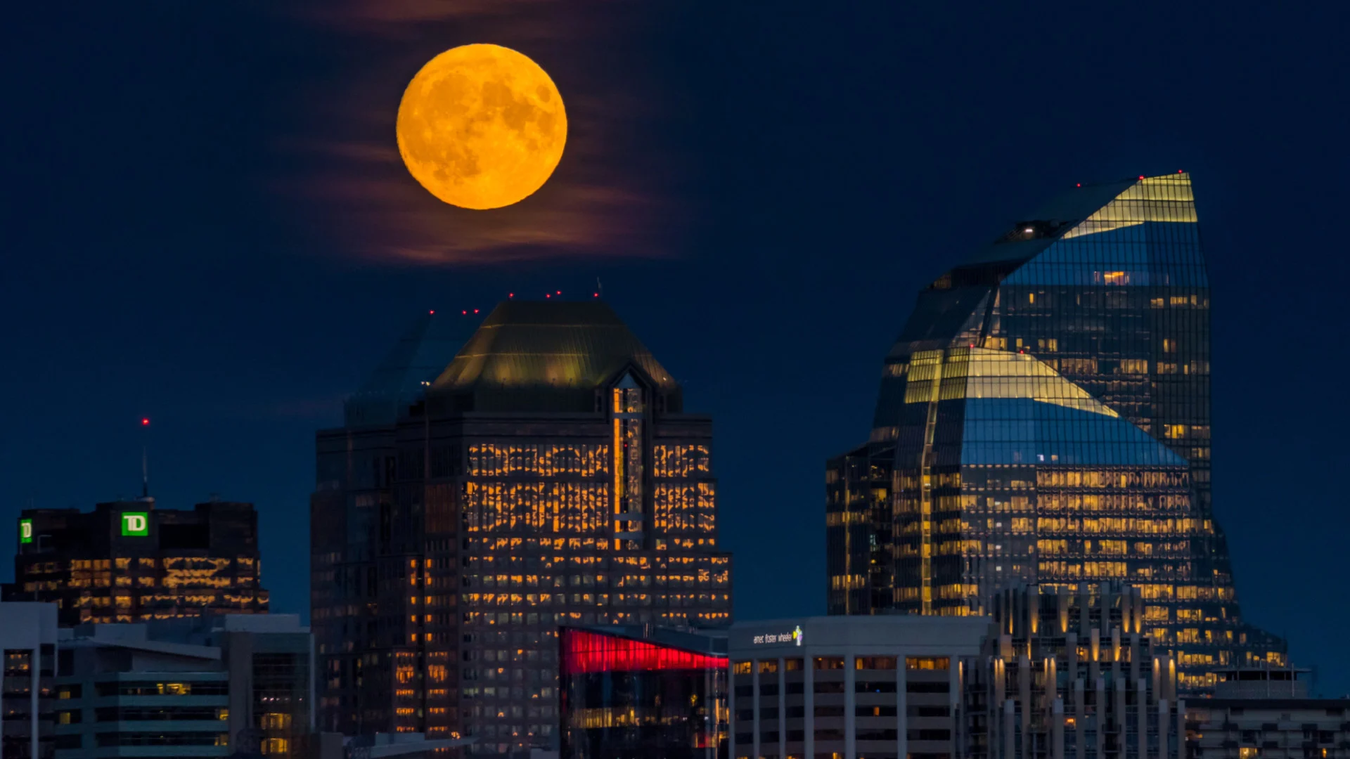 L'illusion qui fait paraître la Lune immense