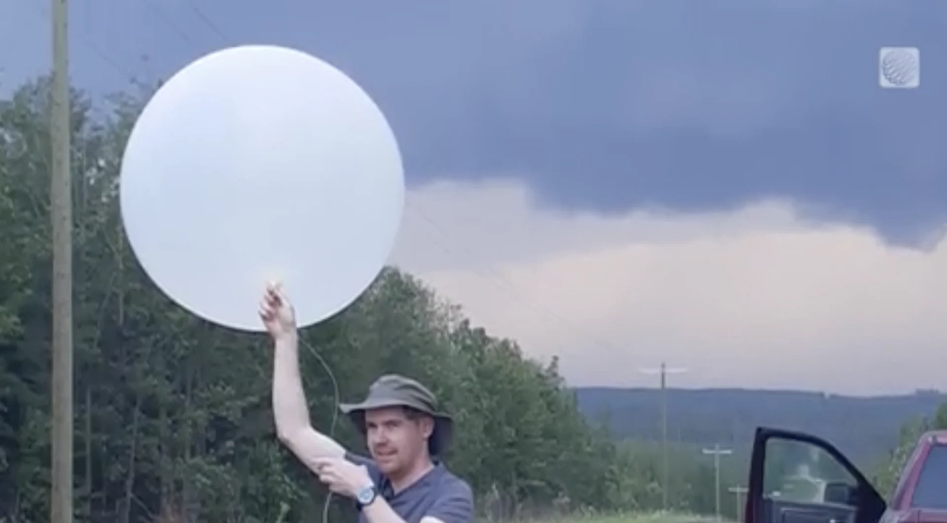 'Hailsonde' released into the eye of an Alberta storm in a world-first