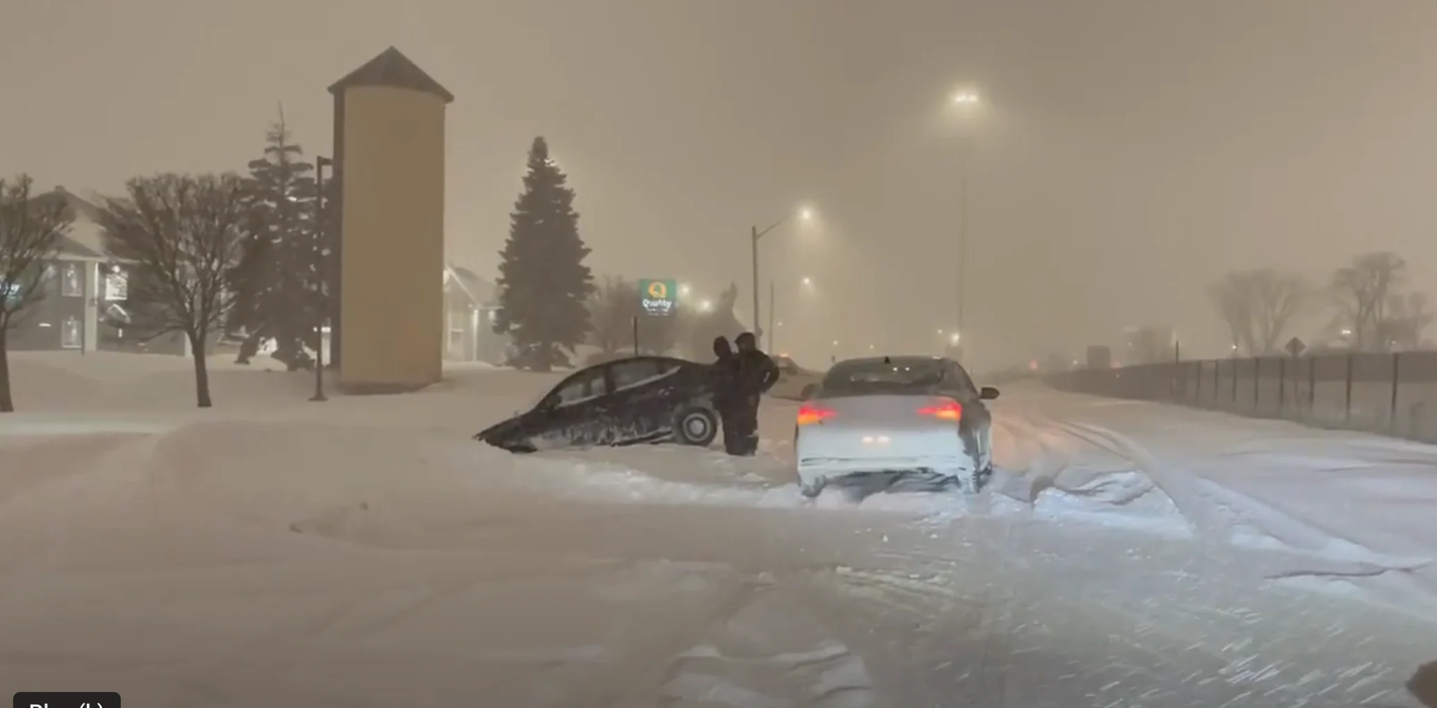 TWN: Car in ditch, snowfall, winter driving, accident, collision. Jan. 25, 2026. Snow storm. Oakville, Ontario.