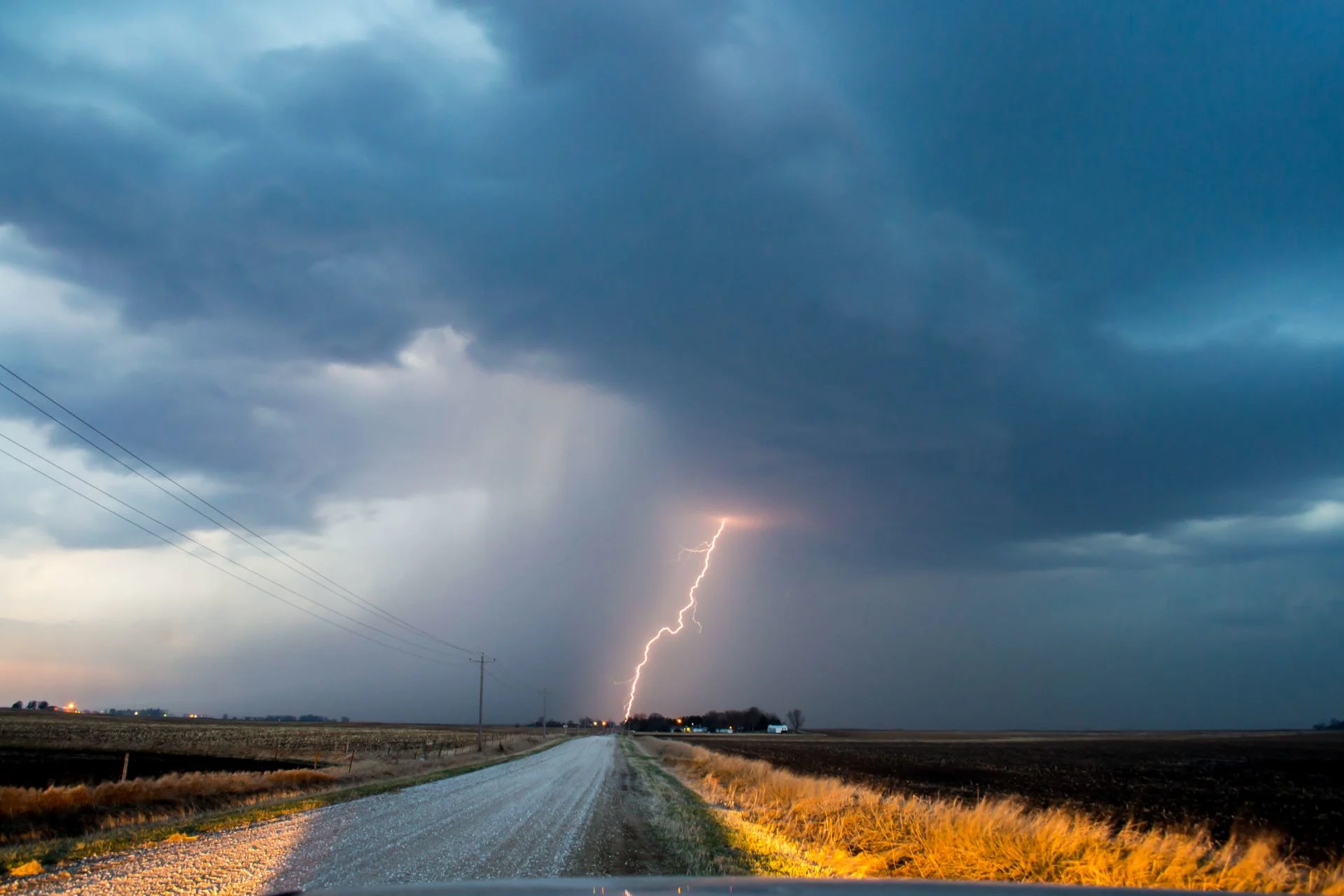 Orages violents : le risque monte d'un cran, mardi