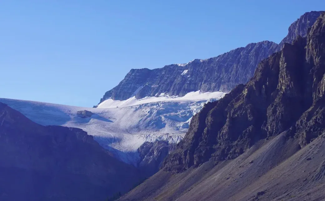 Crowfoot Glacier in Banff National Park in Alberta. Brian Menounos, a professor at UNBC and co-author of the study, says melting glaciers will contribute to sea level rise and can cause degradation to glacial watersheds. (Axel Tardieu/CBC)