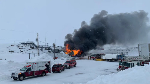 crews-respond-to-structure-fire-near-iqaluit-airport