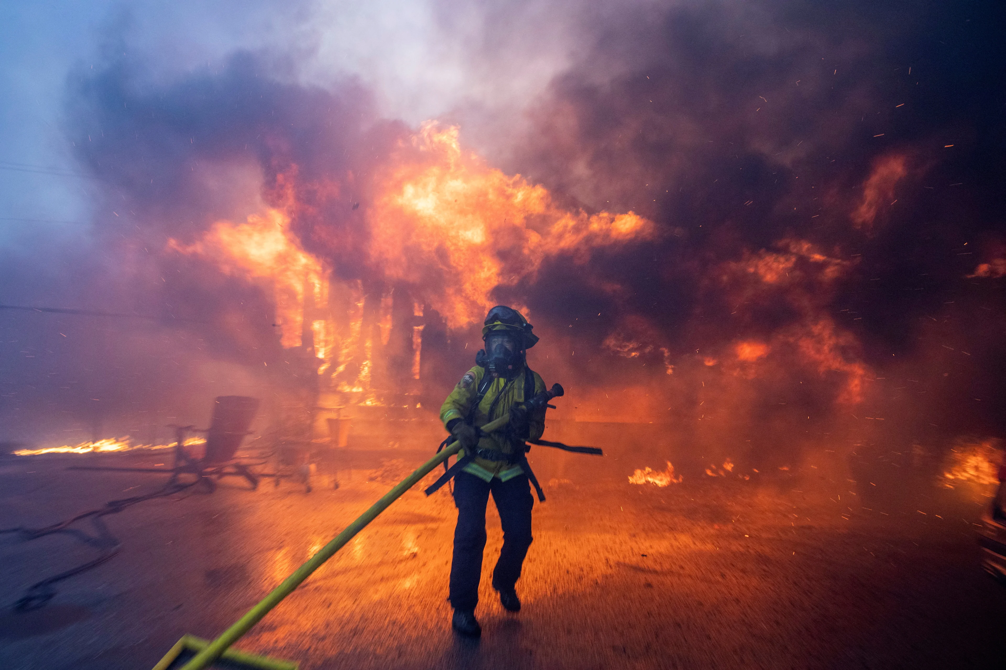 REUTERS - CALIFORNIA WILDFIRES3 - JAN8