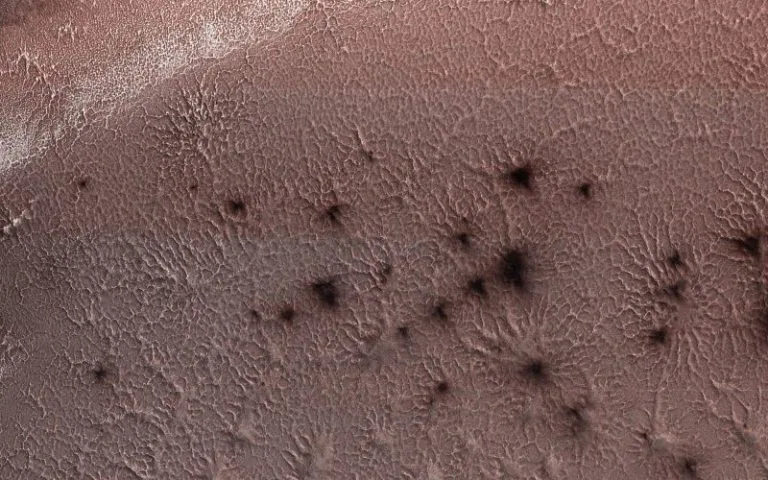 Scientists find out what causes these strange 'spiders' on Mars
