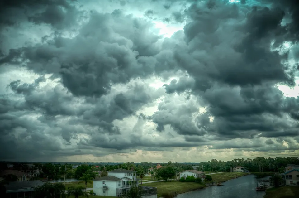 storm-466677 960 720