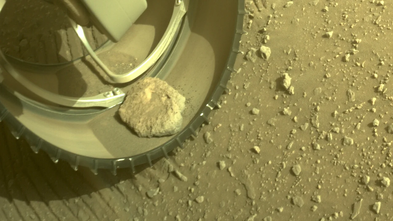 Perseverance rover and its pet rock are still inseparable