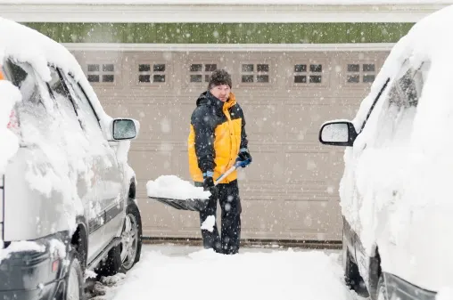 Shovelling is a way of life in Canada, but is there a RIGHT way to do it?