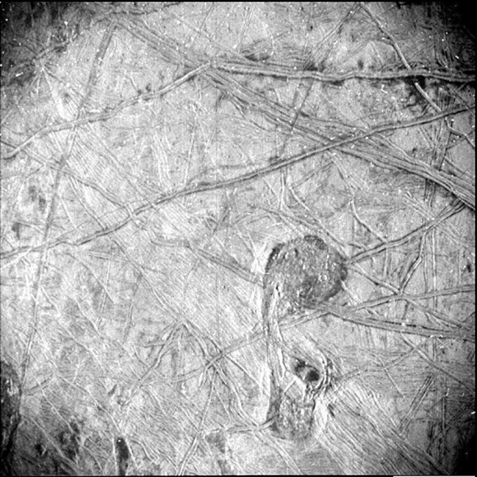 Europa icy surface - NASA Juno - pia-25332-europa-sru-1041