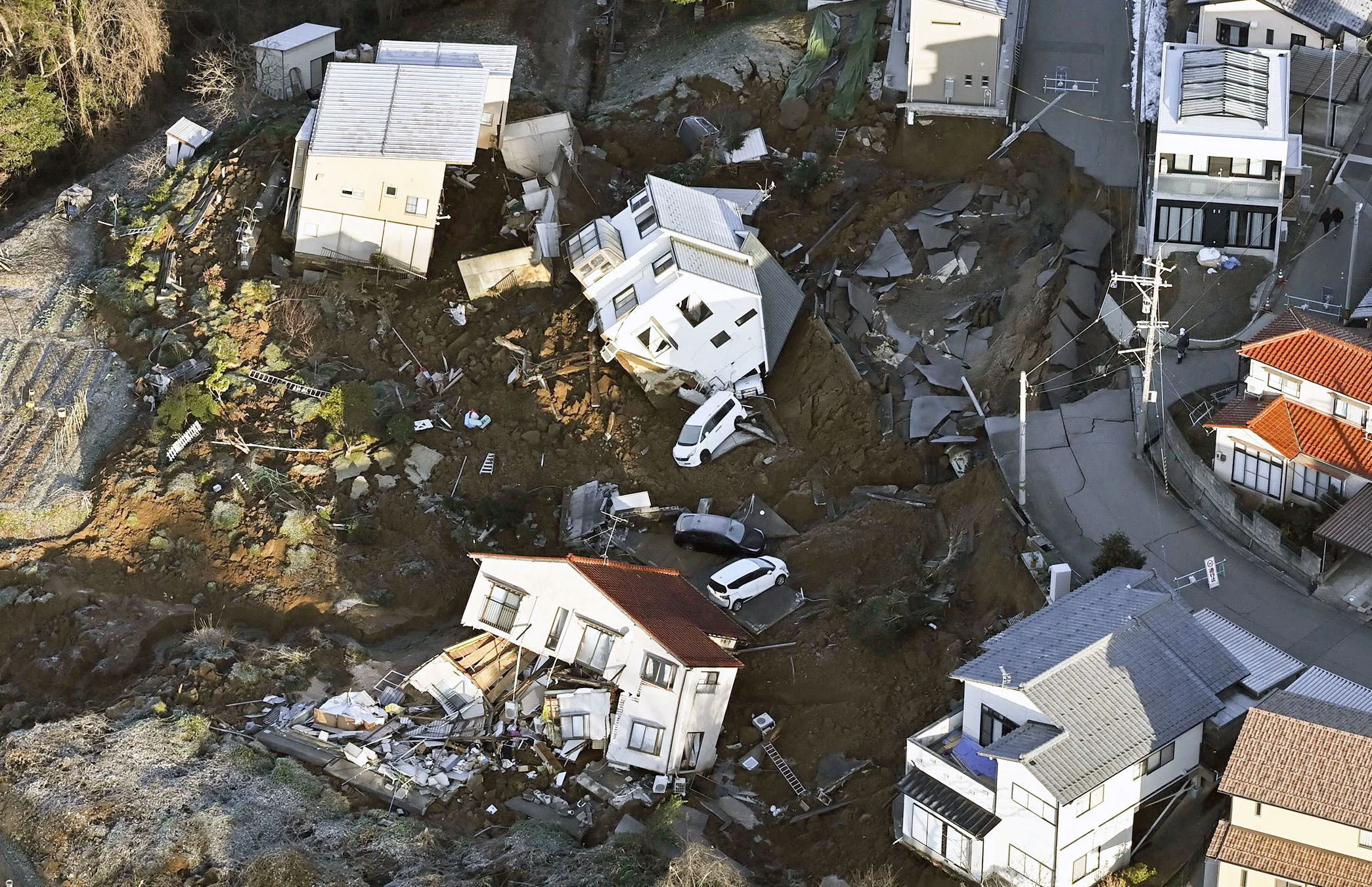 Death toll from Japan quakes climb to 73