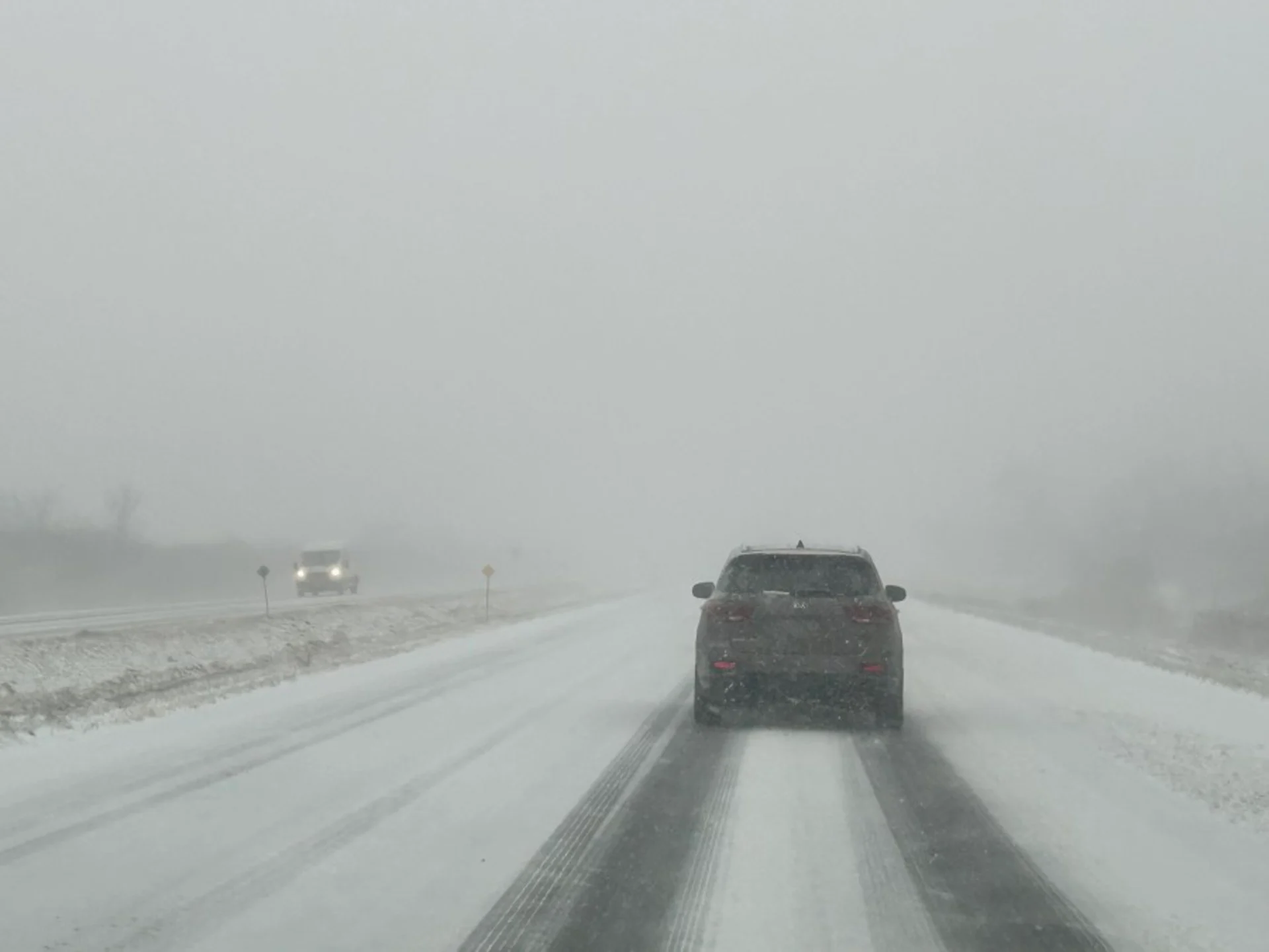 west-kelowna-s-weekend-weather-forecast-mixed-conditions-with-snow-and
