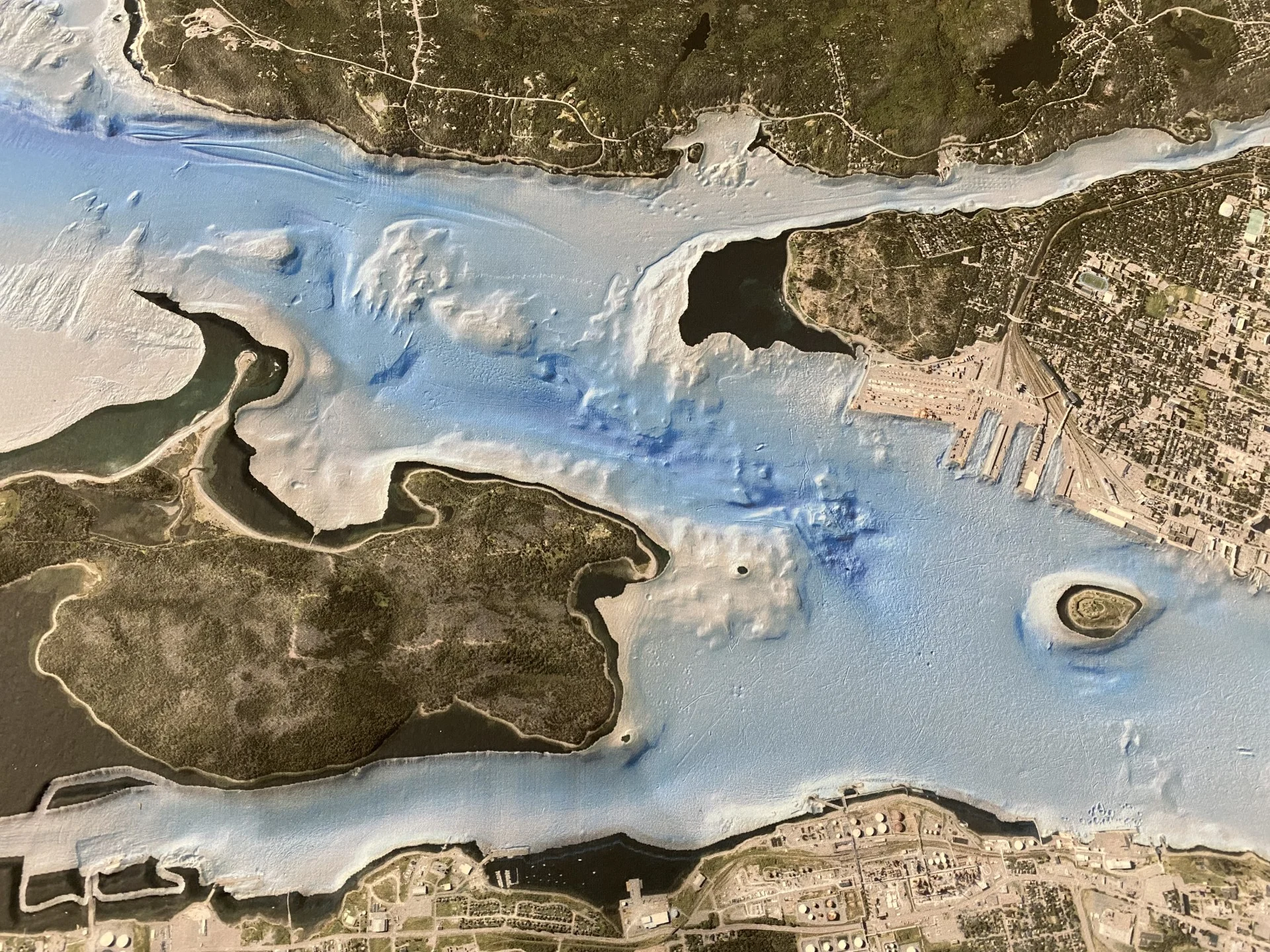 Innovative technology reveals the mysteries of the Halifax harbour