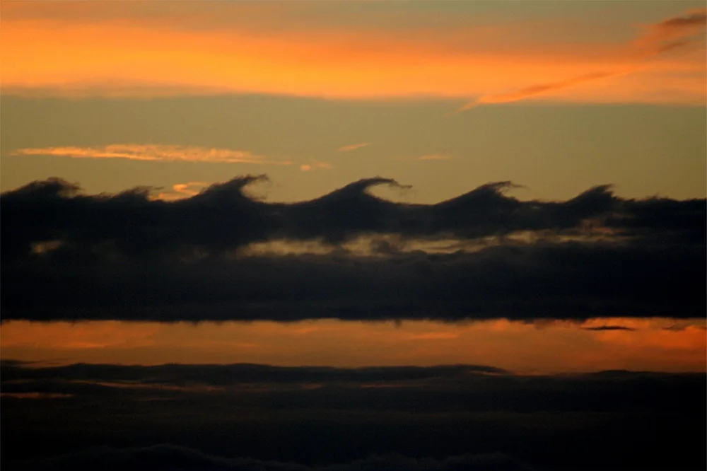 Kelvin Helmholz wave clouds