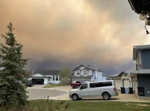Fort McMurray wildfire remains volatile but weaker winds expected to ease danger