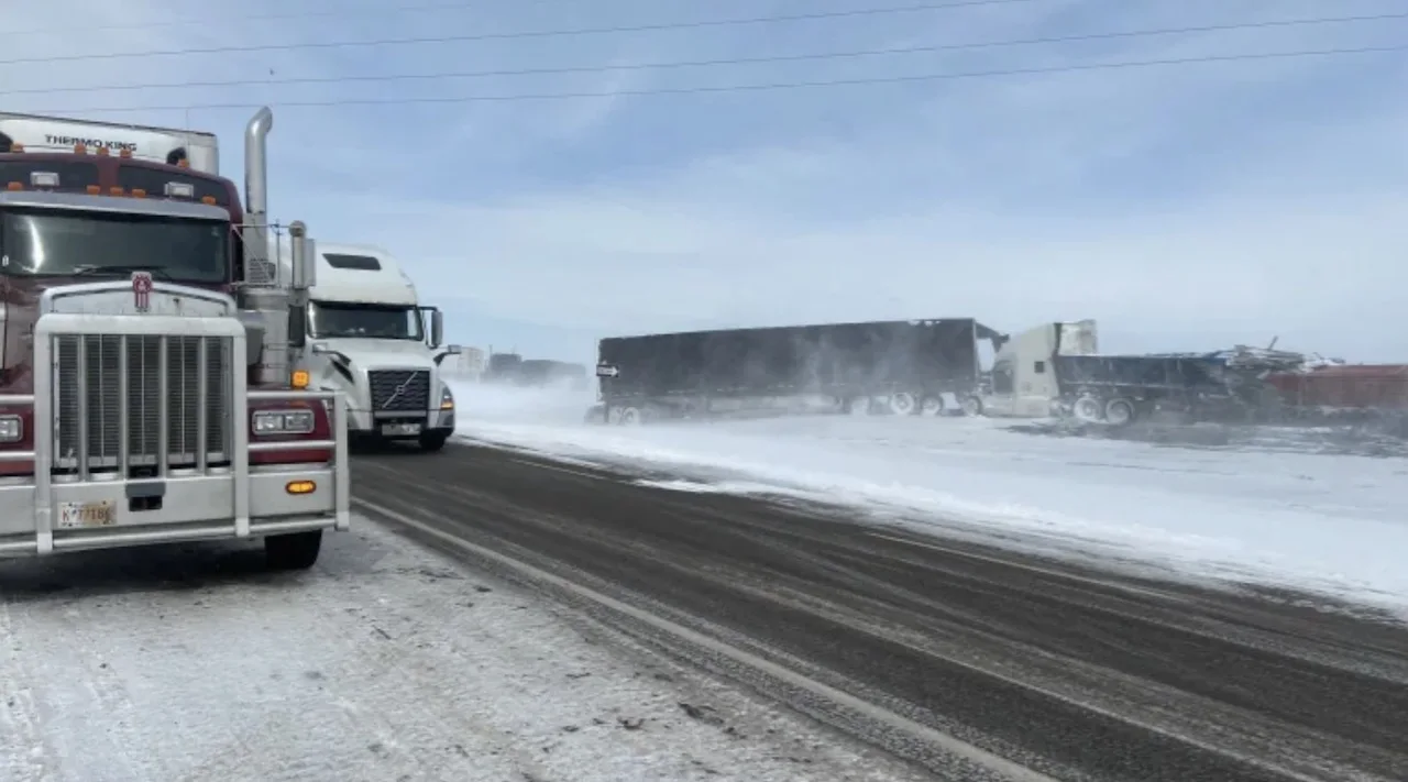 Alberta highway pile up/Charlotte Dumoulin/Radio Canada