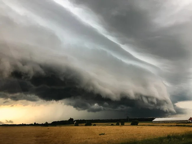 PHOTOS: Possible tornado in Ontario after powerful storms charge through