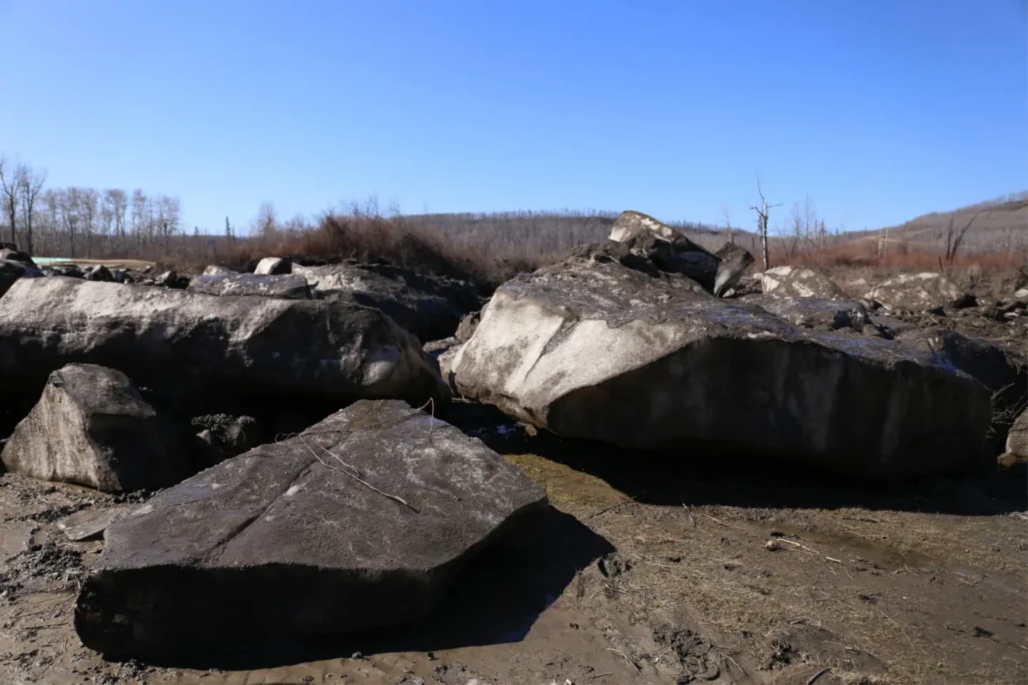 cbc: The Fort McMurray Golf Club is trying to open for the season after a flood deposited huge chunks of ice onto the fairway. (Jamie Malbeuf/CBC)