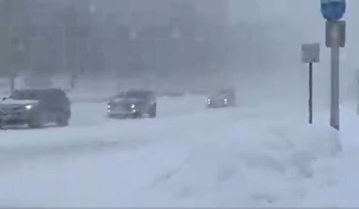 Blizzard-like conditions hit New York, Vermont - The Weather Network