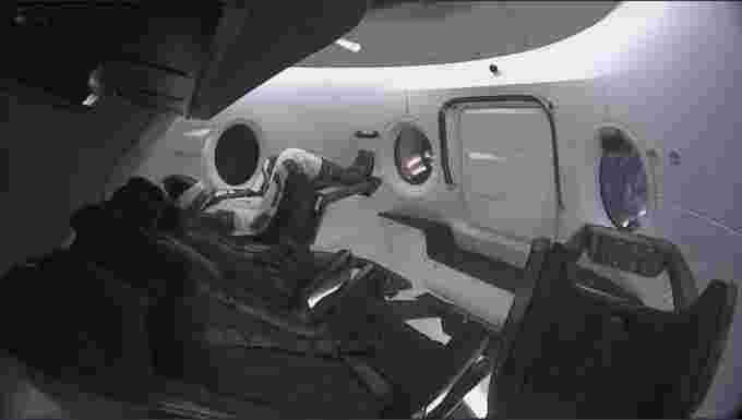 Ripley-on-board-Crew-Dragon-SpaceX-Musk