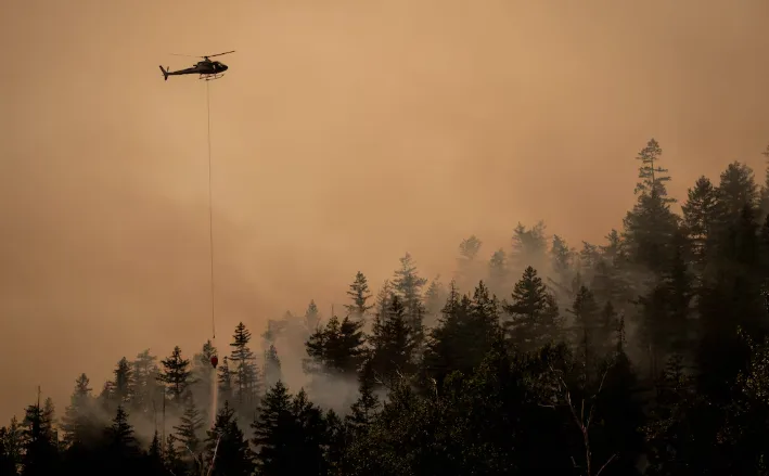 CBC - Helicopter drops water while fighting Signal Hill wildfire - Ethan Cairns - July 16